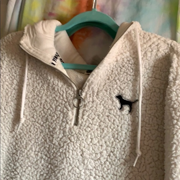 SOLD❌VS pink half zip - Picture 4 of 7